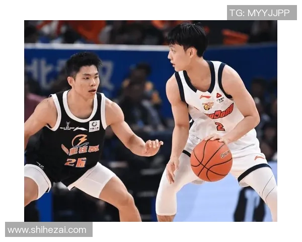 广东三连胜晋级决赛，球员评分：3人满分，5人杰出，3人该弃用